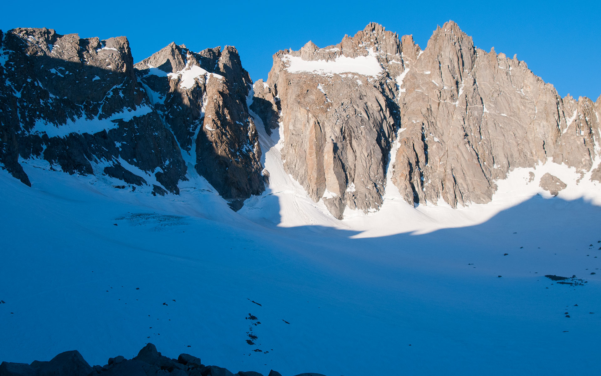 Andy Lewicky climbing the U-Notch Couloir