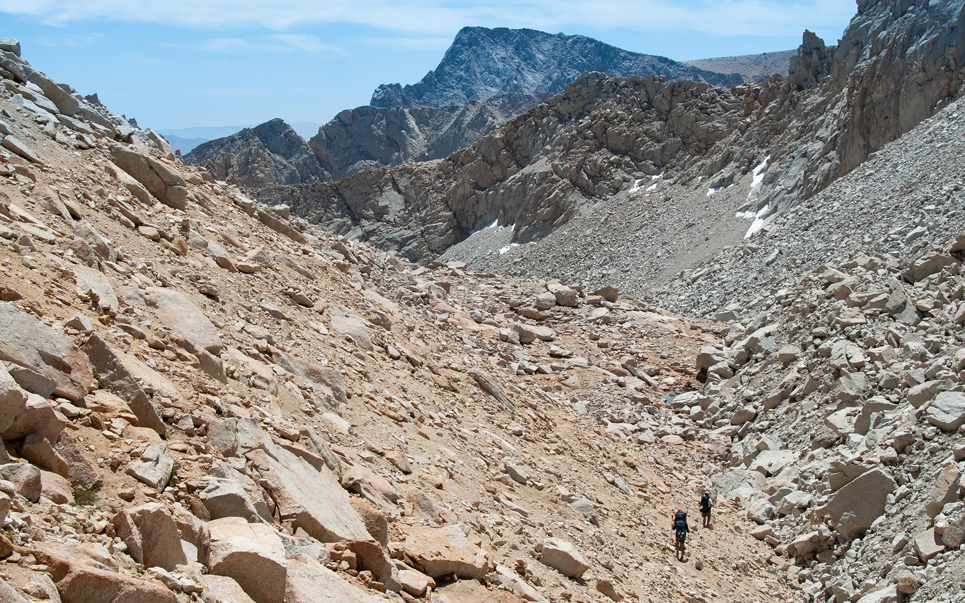Lone Pine Peak from the moraines of Mount Whitney