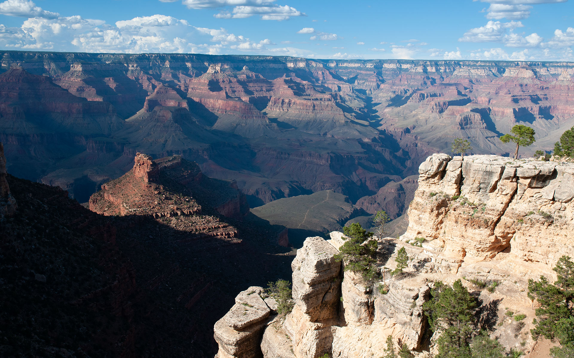 Grand Canyon from Bright Angel Lodge