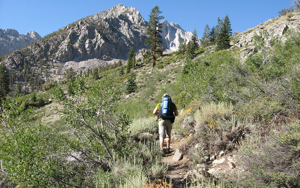 Hiking Toward Kearsarge Pass