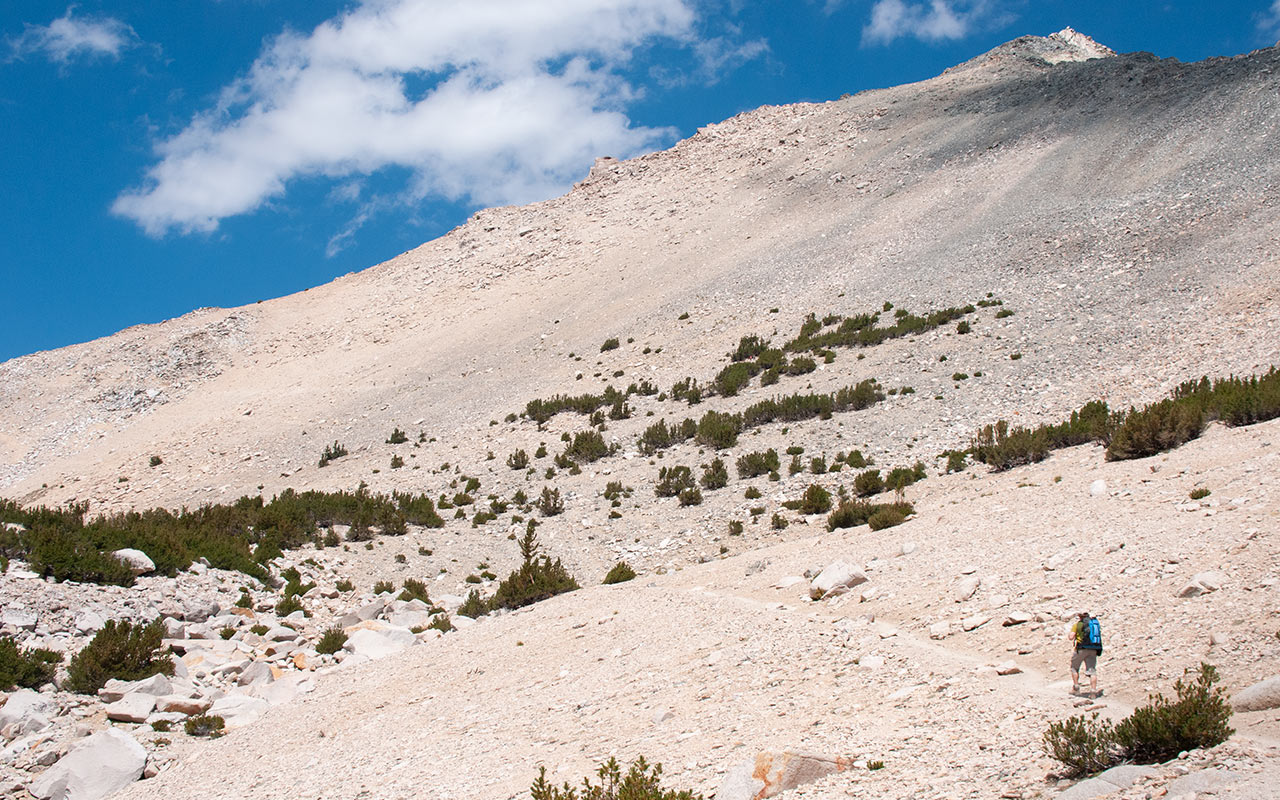 Nearing Kearsarge Pass