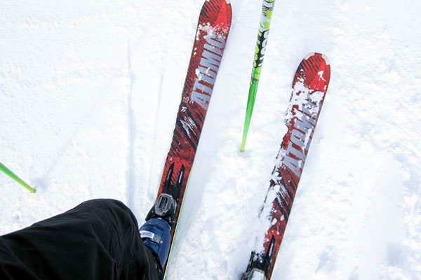 Ontdooien, ontdooien, vorst ontdooien samenkomen Volgen Atomic Crimson Ti - SierraDescents Review