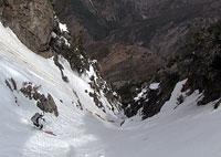 Andy Skiing the Couloir