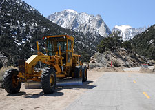 Whitney Portal Road: Closed