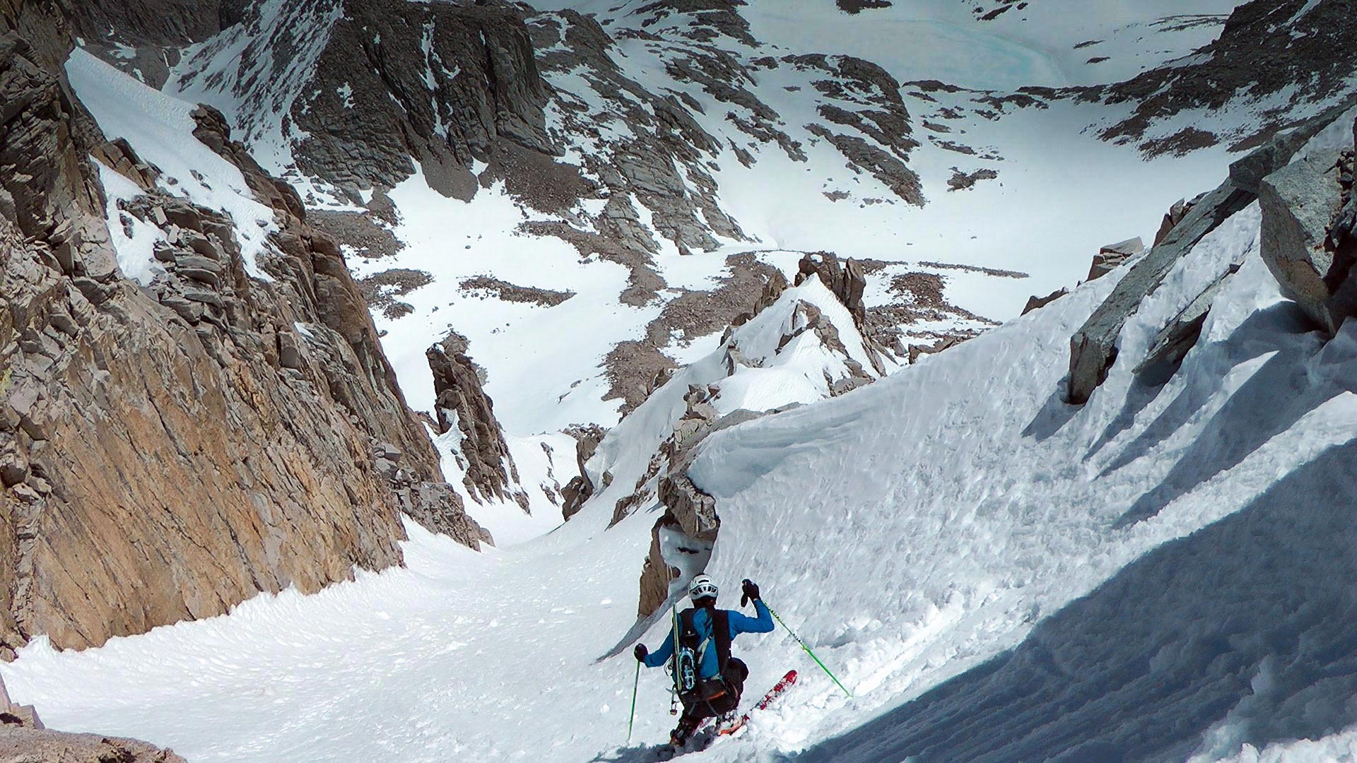Andy Lewicky skiing Mount Muir's East Buttress