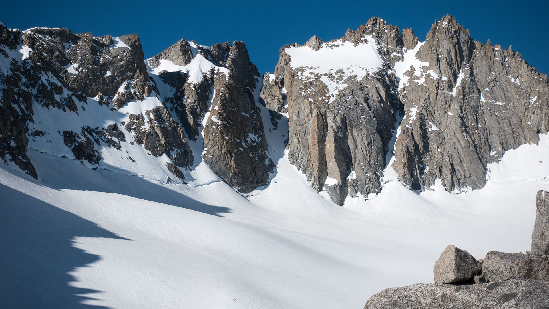 V-Notch, U-Notch Couloirs & North Palisade