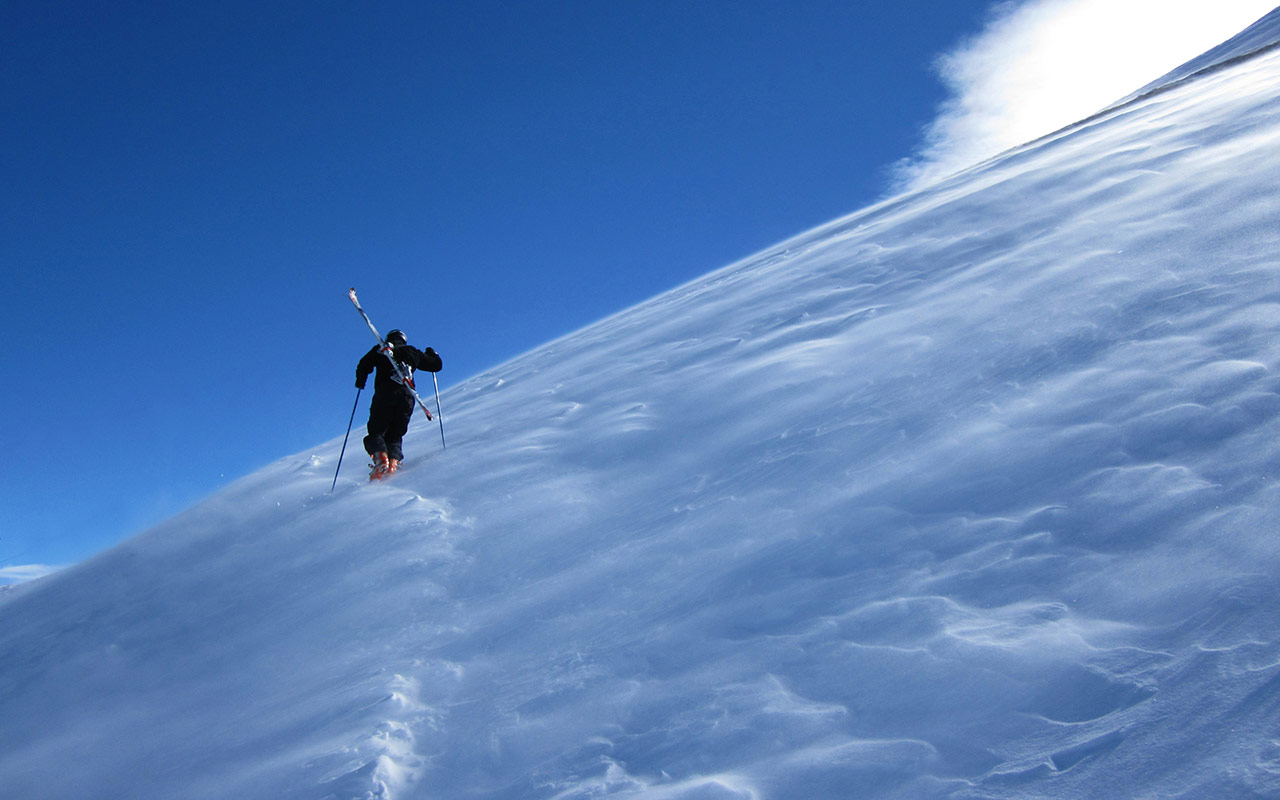 Skiing Palmyra Peak