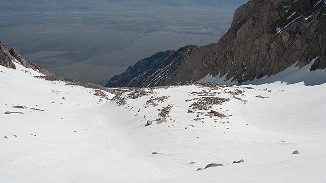 Skiing the Cirque