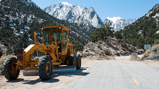 Whitney Portal Road: ‘Closed’ vs. Closed