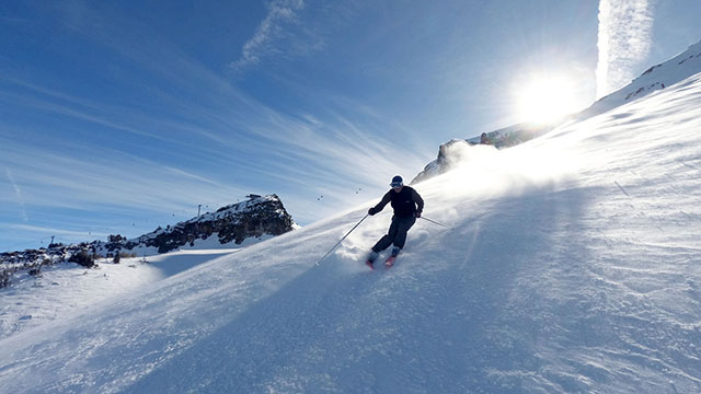 Andy Lewicky skiing Mammoth Mountain