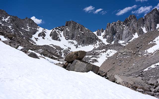 University Pass, atop the Robinson Lake Drainage, and the 